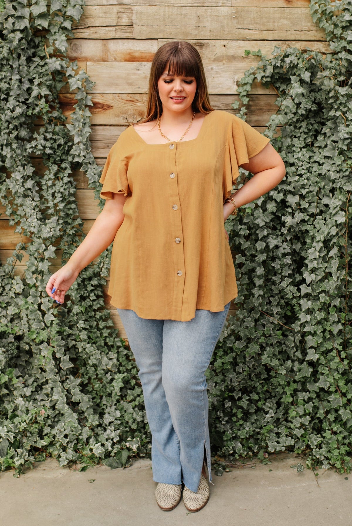 Envy Me Top in Taupe-Short Sleeves- Simply Simpson's Boutique is a Women's Online Fashion Boutique Located in Jupiter, Florida