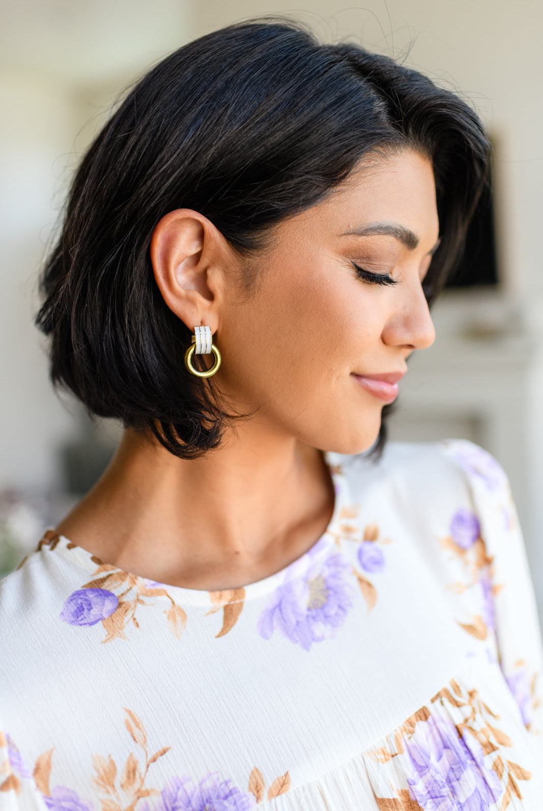 High Class Hoop Earrings-Accessories- Simply Simpson's Boutique is a Women's Online Fashion Boutique Located in Jupiter, Florida