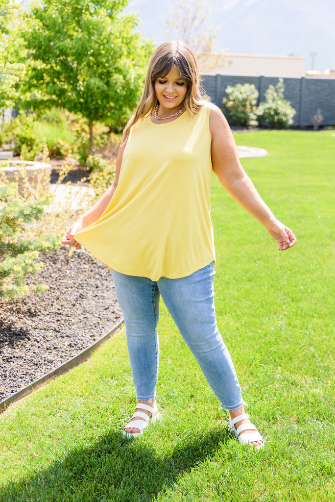 Pure Sunshine Top-Short Sleeves- Simply Simpson's Boutique is a Women's Online Fashion Boutique Located in Jupiter, Florida