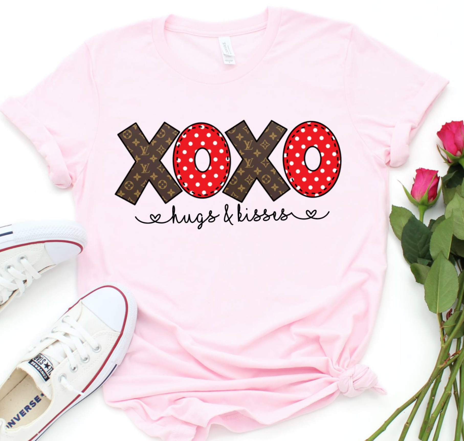 XOXO Hugs and Kisses-Graphic Tee- Simply Simpson's Boutique is a Women's Online Fashion Boutique Located in Jupiter, Florida