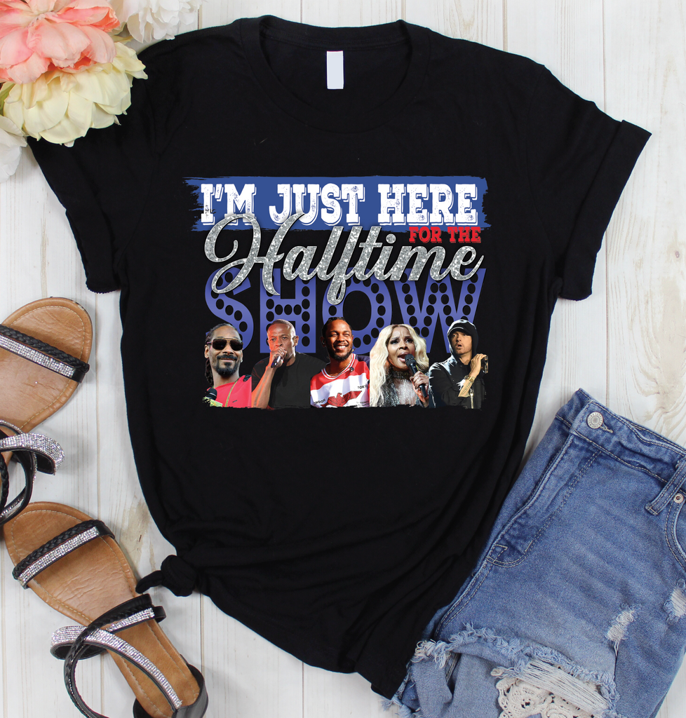 I'm Just here for the Halftime show-Graphic Tee- Simply Simpson's Boutique is a Women's Online Fashion Boutique Located in Jupiter, Florida
