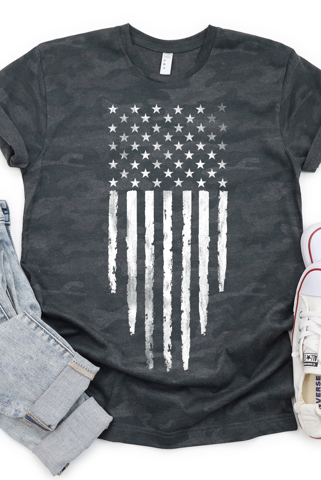 American Flag-Graphic Tee- Simply Simpson's Boutique is a Women's Online Fashion Boutique Located in Jupiter, Florida