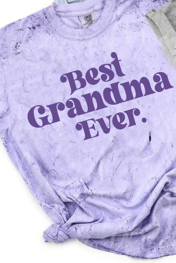 Best Grandma Ever-Graphic Tee- Simply Simpson's Boutique is a Women's Online Fashion Boutique Located in Jupiter, Florida