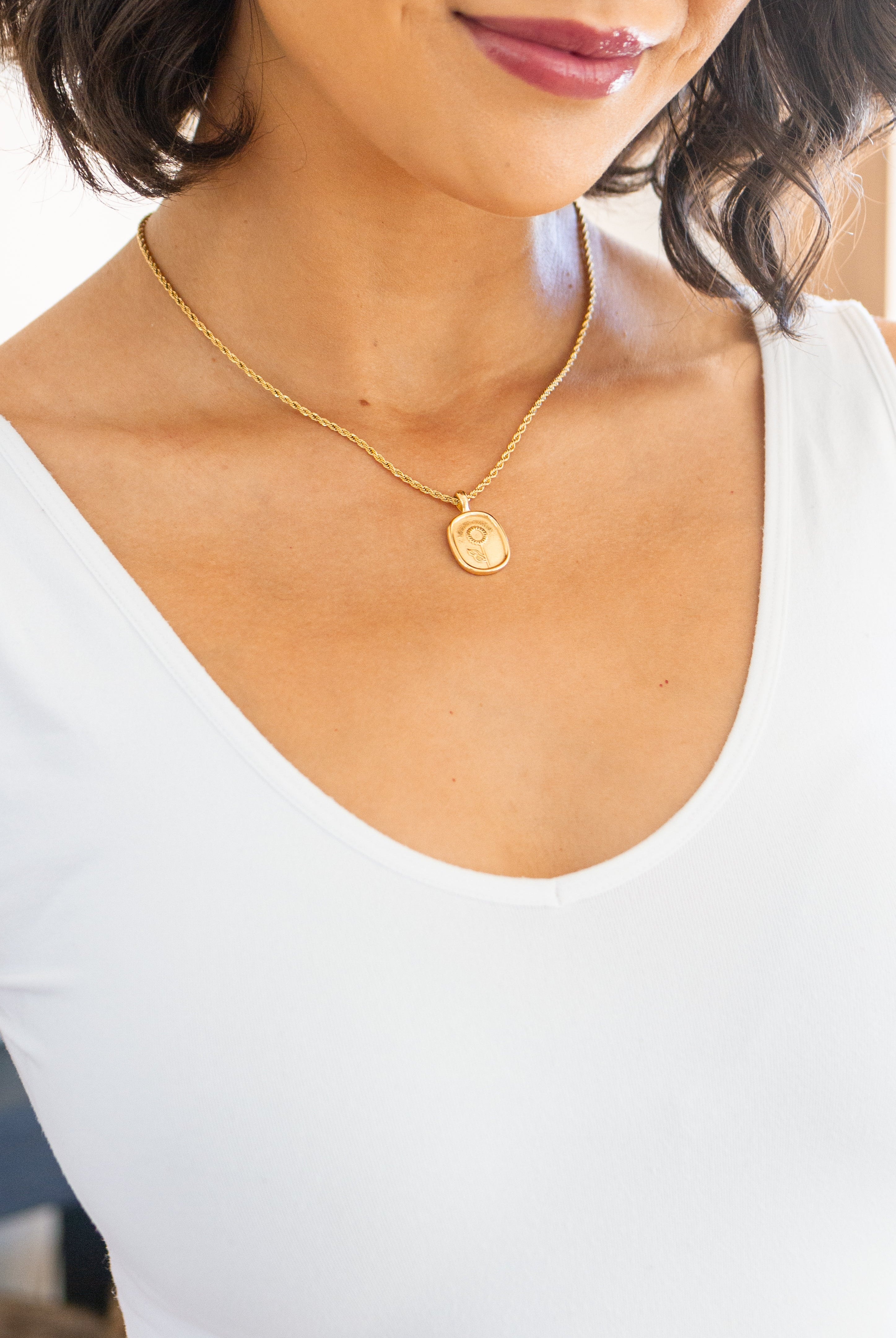 Simple Sunflower Pendent Necklace-Accessories- Simply Simpson's Boutique is a Women's Online Fashion Boutique Located in Jupiter, Florida