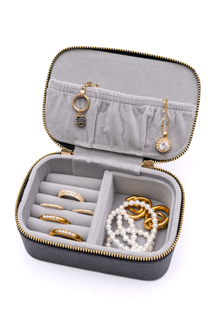Travel Jewelry Case in Black-Apparel & Accessories- Simply Simpson's Boutique is a Women's Online Fashion Boutique Located in Jupiter, Florida