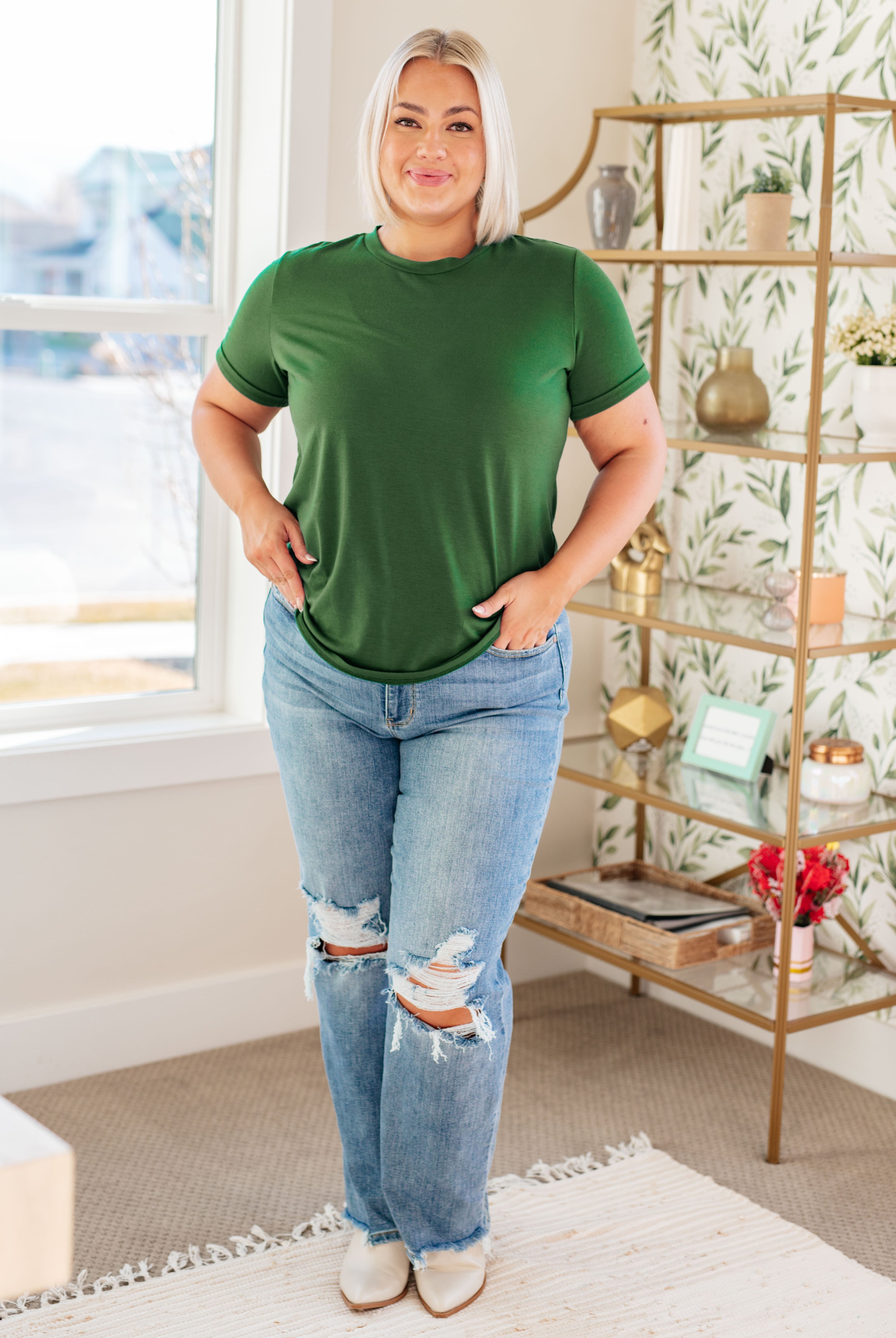 Uptown Crew T-Shirt in Green-Short Sleeves- Simply Simpson's Boutique is a Women's Online Fashion Boutique Located in Jupiter, Florida